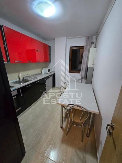 Apartament cu 2 camere semidecomandat, mobilat în Torontalului