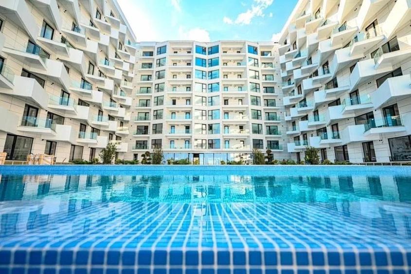 Garsonieră decomandată, mobilată în Mamaia-Sat