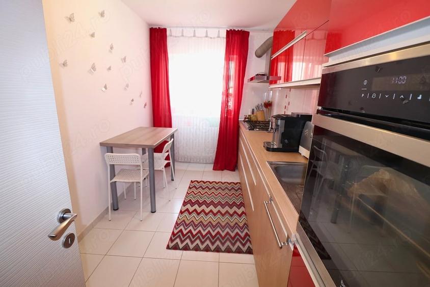 Apartament cu 3 camere decomandat în Theodor Pallady