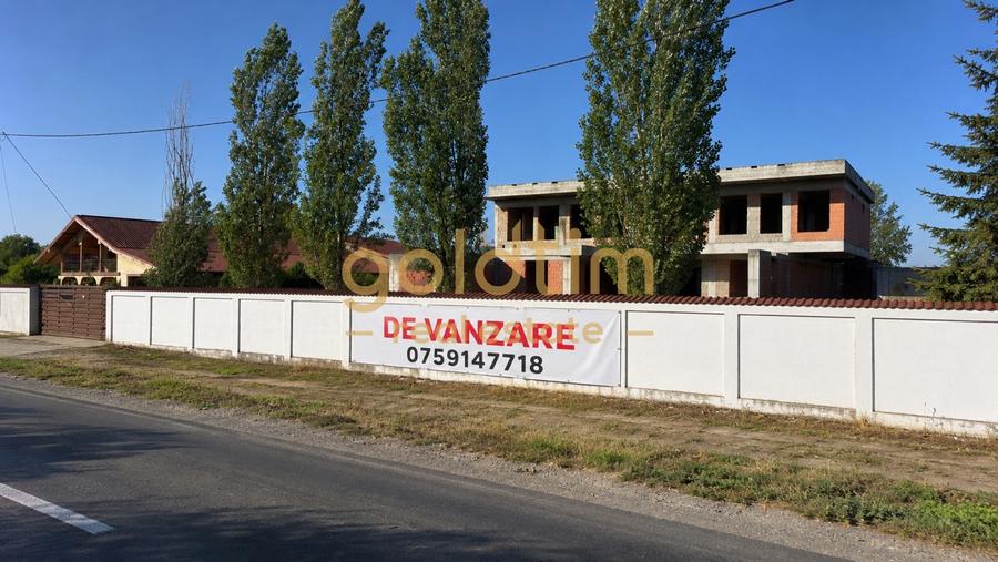 Casă individuală cu 5 camere cu Canalizare în Bâldana
