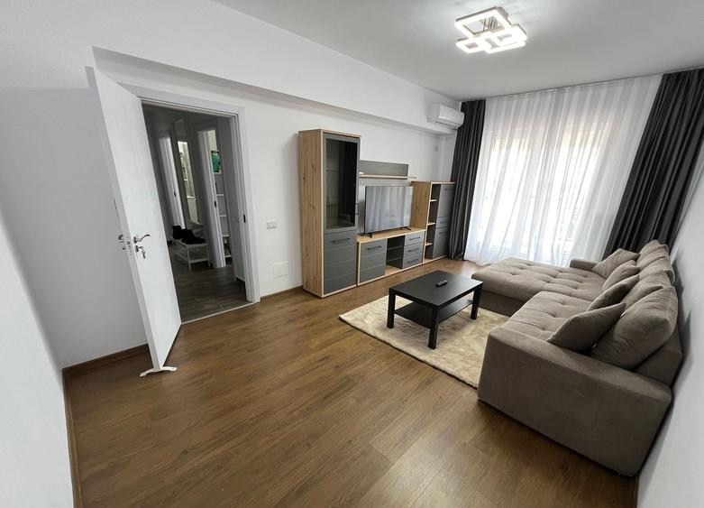 Apartament cu 2 camere decomandat în Titan