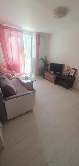 Apartament cu 2 camere decomandat în Drumul Taberei