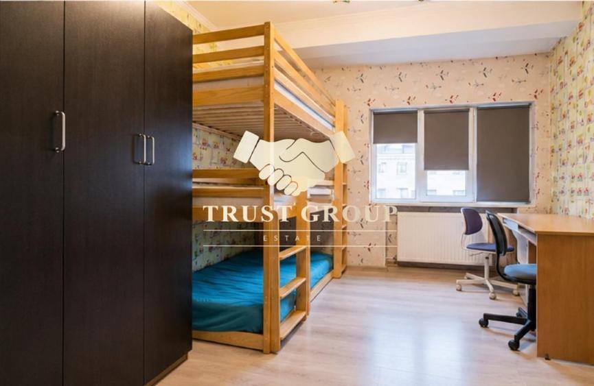 Apartament cu 4 camere decomandat în Cișmigiu