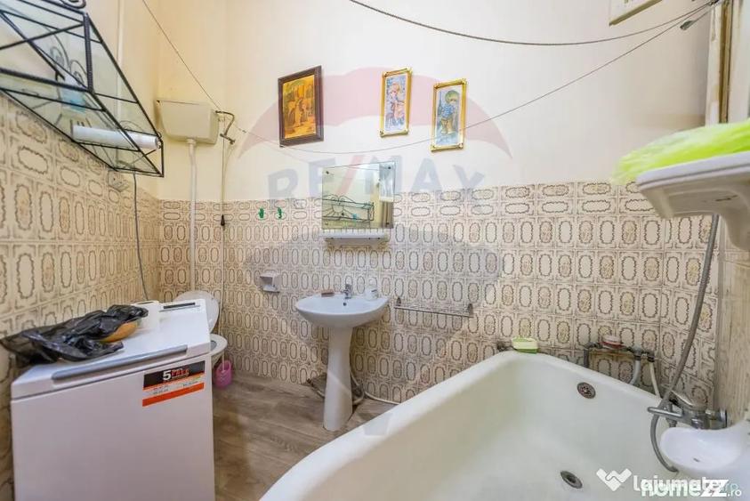 Apartament cu doua camere pe strada Episcopiei - 13