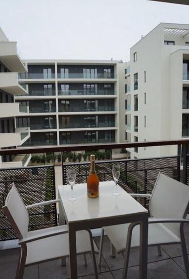 Apartament cu 3 camere decomandat, mobilat în Herăstrău