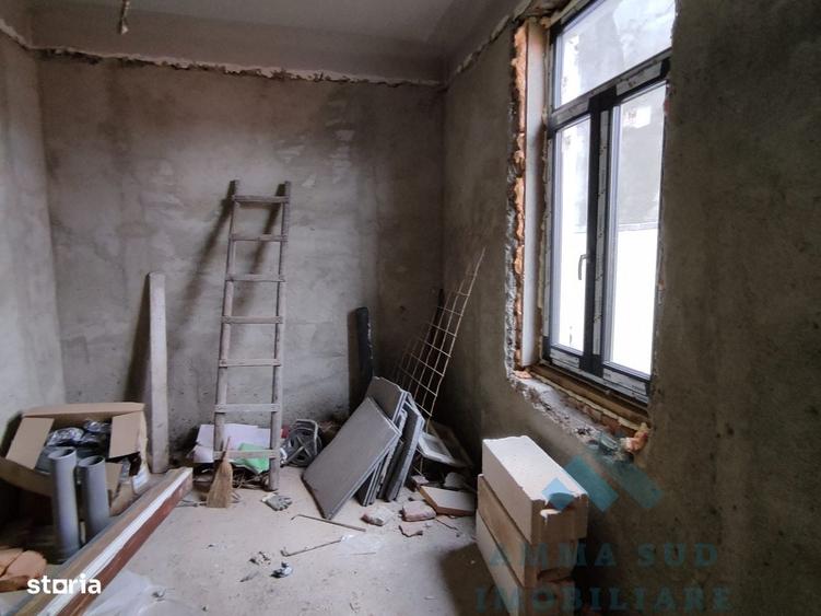 Casă cu 4 camere cu Teren 700 Mp în Furnica
