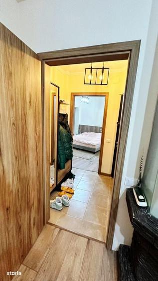 Apartament cu 3 camere în Rosetti