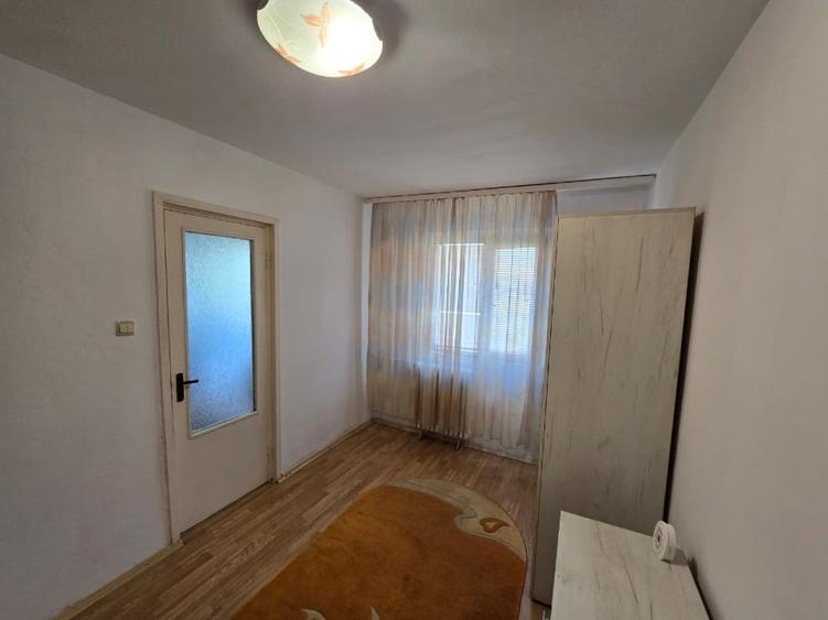 Apartament cu 2 camere semidecomandat, mobilat în Inel II
