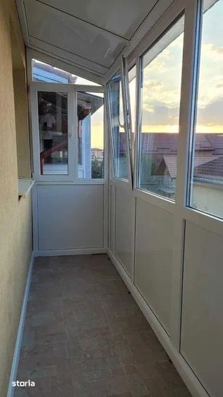 Apartament cu 3 camere, mobilat în Florești