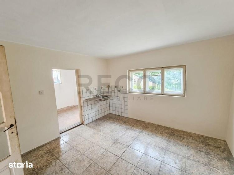 Casă cu 3 camere cu Teren 1940 Mp în Biharia