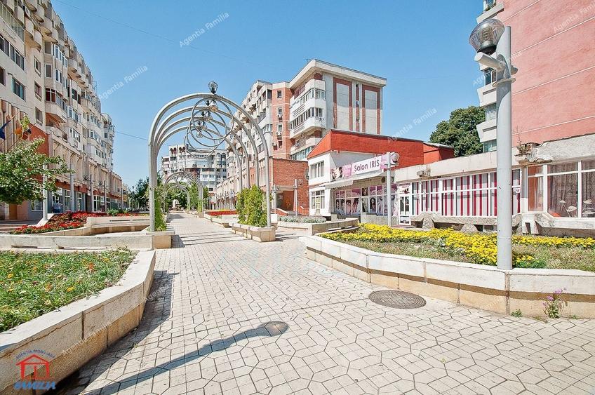 Garsonieră decomandată, mobilată în Central