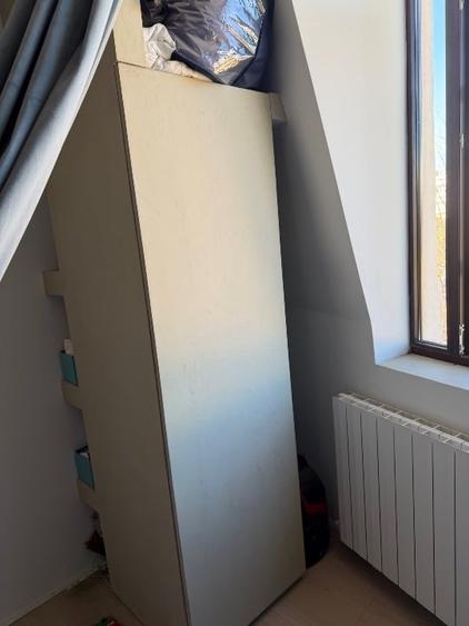 Apartament cu 3 camere decomandat, mobilat în Victoriei