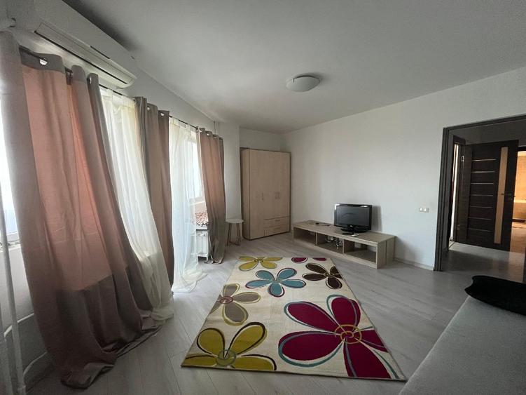 Apartament cu 2 camere decomandat în Drumul Taberei