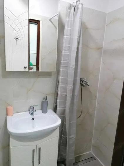 Garsonieră decomandată în Lujerului