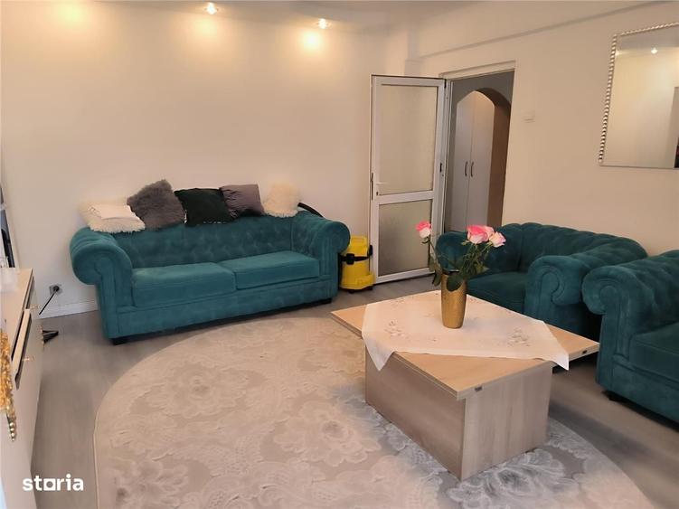 Apartament cu 3 camere, mobilat în Central