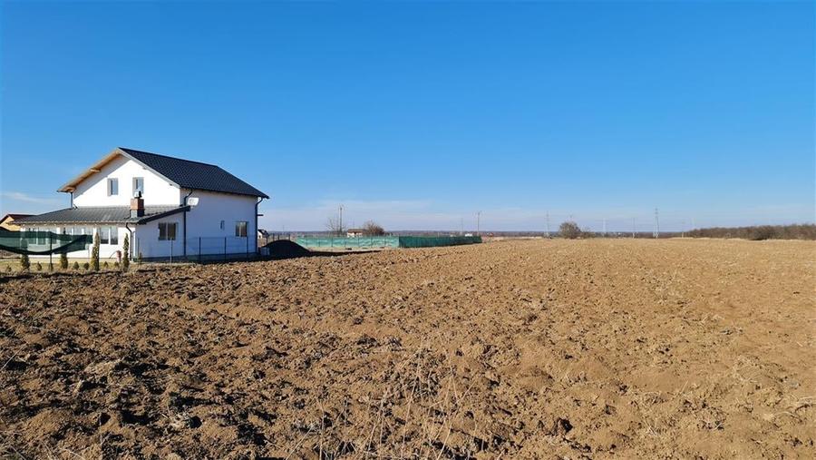 Teren Construcții intravilan de 500 mp, în Periș