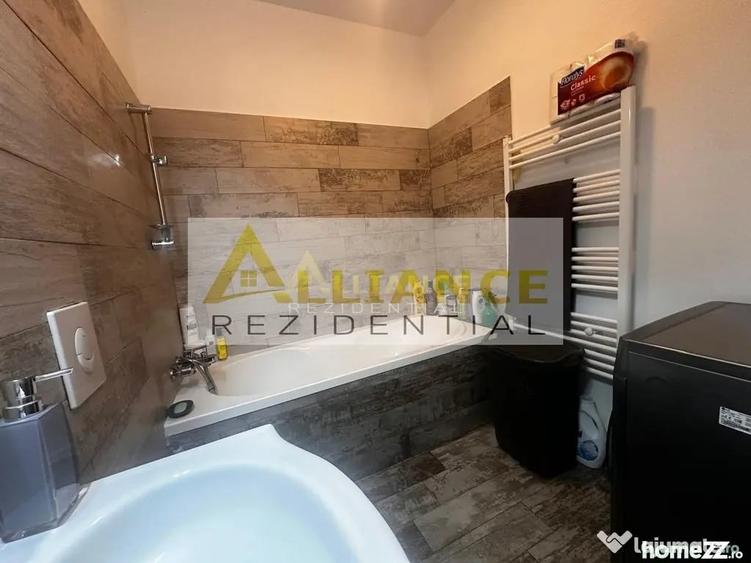 Apartament cu 3 camere decomandat în Berceni