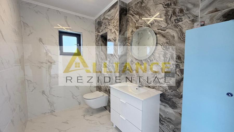 Casă individuală cu 4 camere cu Canalizare în Berceni