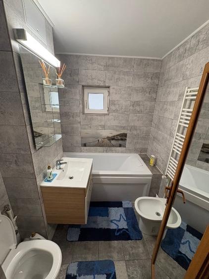 Vând apartament decomandat complet mobilat și utilat cu loc de parcare inclus - 7