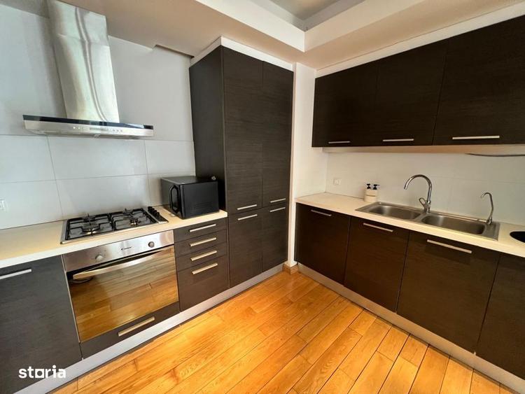Apartament cu 2 camere, mobilat în Tei