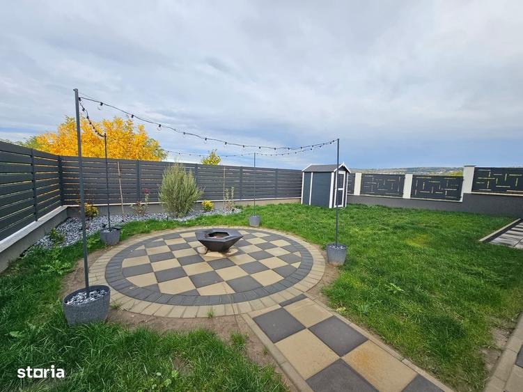 Casă cu 4 camere cu Teren 700 Mp în Bârnova