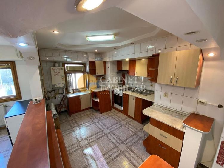 Apartament cu 3 camere decomandat, mobilat în Păcurari