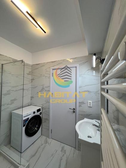 Apartament cu 2 camere semidecomandat, mobilat în Central