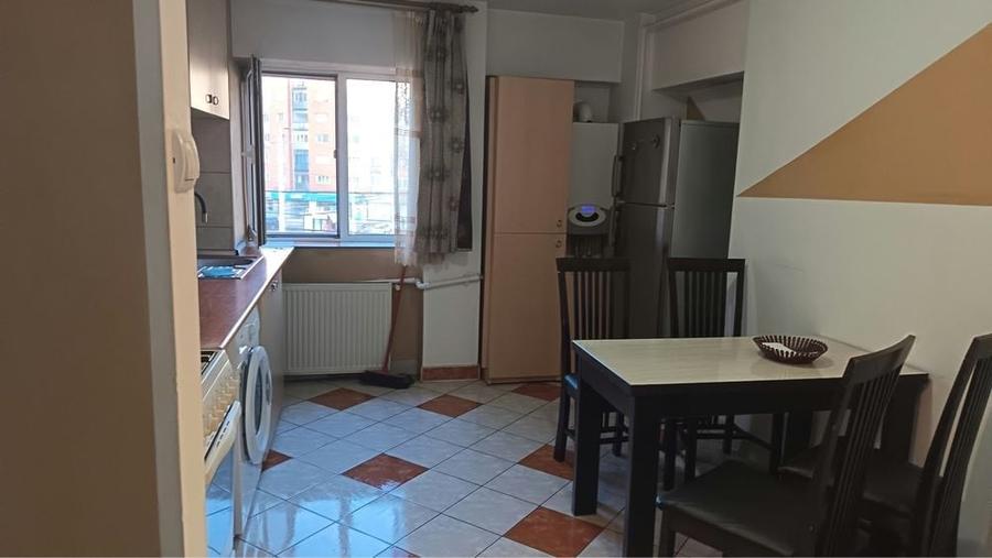 Apartament cu 2 camere decomandat în Exterior Vest