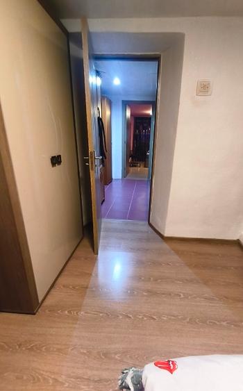 Casă individuală cu 5 camere cu Teren 2200 Mp în Crucea
