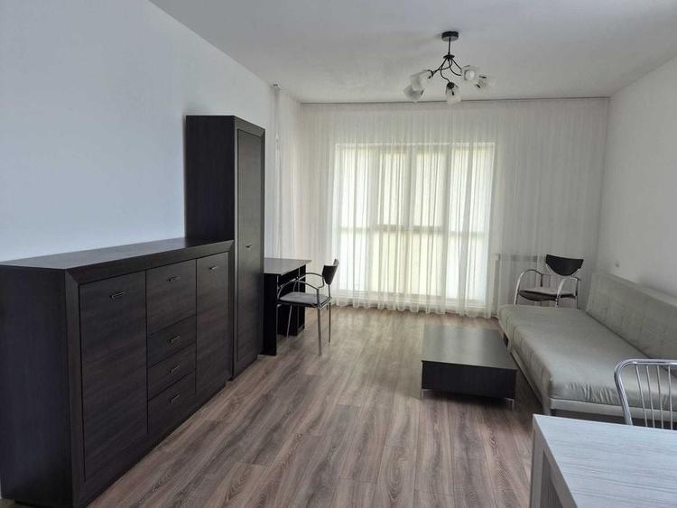 Apartament cu 3 camere decomandat, mobilat în Tătărași