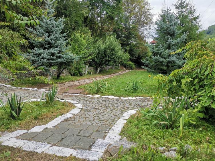 Casă cu 3 camere în Exterior Vest