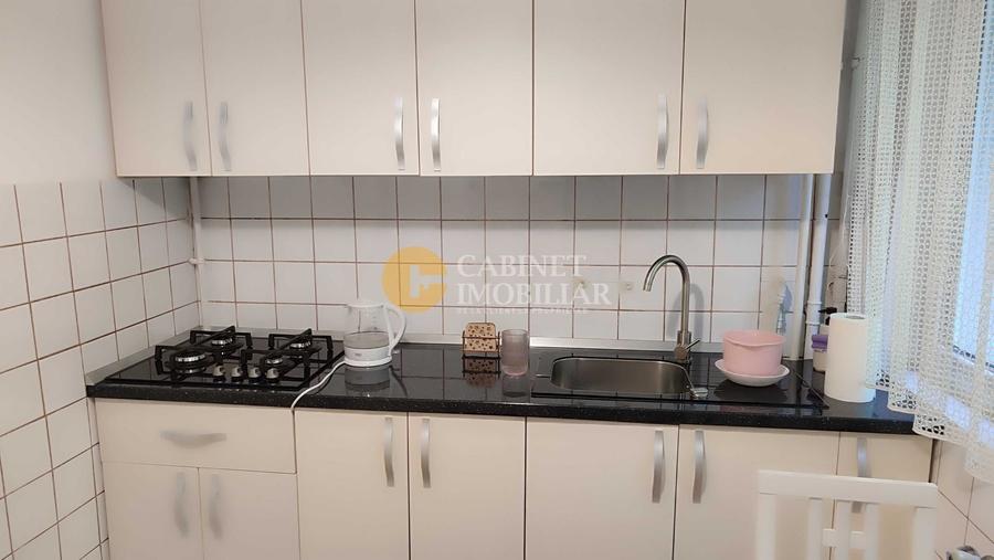 Apartament cu 2 camere semidecomandat, mobilat în Copou