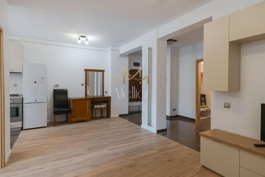 Apartament cu 2 camere semidecomandat, mobilat în Central