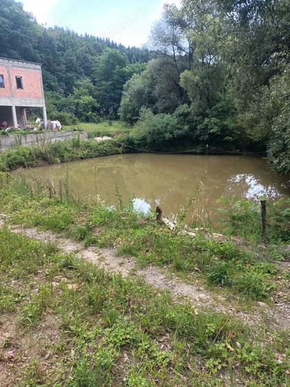 Teren de 2000 mp, în Florești