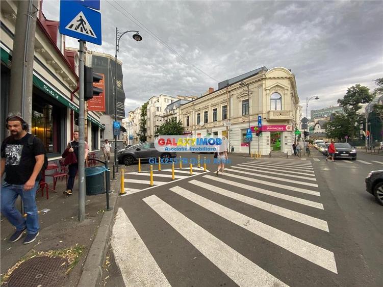 Spațiu comercial, de 320 mp, în Central