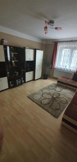 Casă cu 3 camere cu Teren 300 Mp în Lazaret