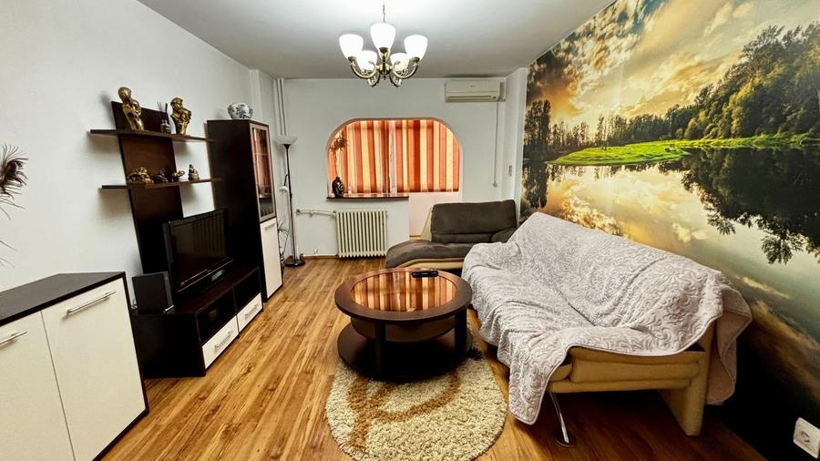 Apartament cu 2 camere decomandat, mobilat în Ultracentral