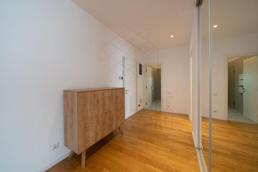 Apartament cu 3 camere decomandat în Herăstrău