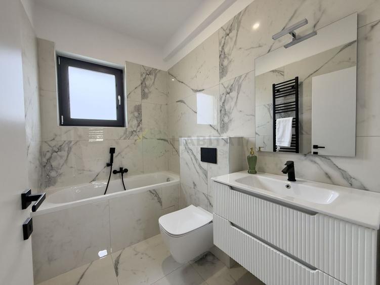 Casă individuală cu 5 camere cu Canalizare în Tunari