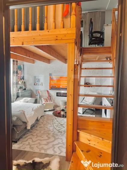 Apartament cu 2 camere semidecomandat în Valea Adâncă