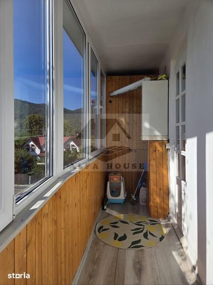 Apartament cu 3 camere decomandat în Dârste
