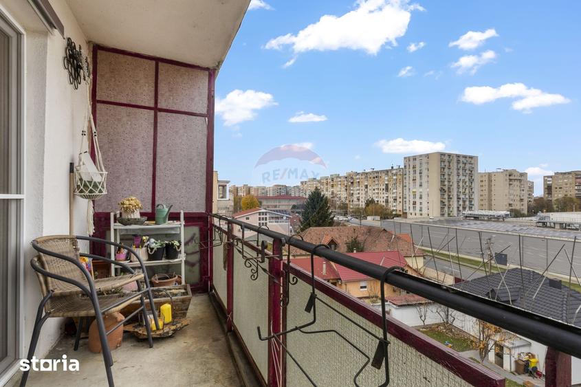 Apartament cu 3 camere de vanzare in zona Aurel Vlaicu - 1