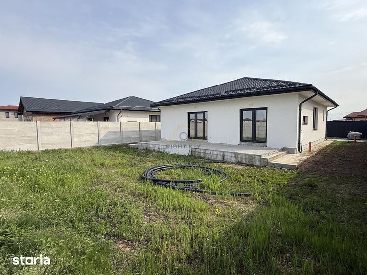 Casă cu 4 camere cu Teren 500 Mp în Dragomirești-Vale