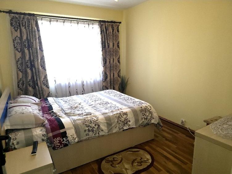 Apartament cu 3 camere decomandat în Găvana