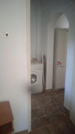 Apartament cu 2 camere decomandat, mobilat în Micro 20