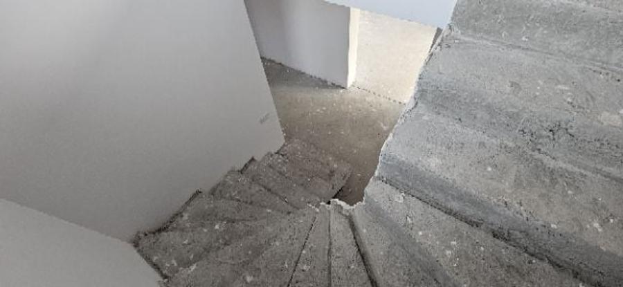 Duplex cu 4 camere cu Canalizare în Bălăceanca