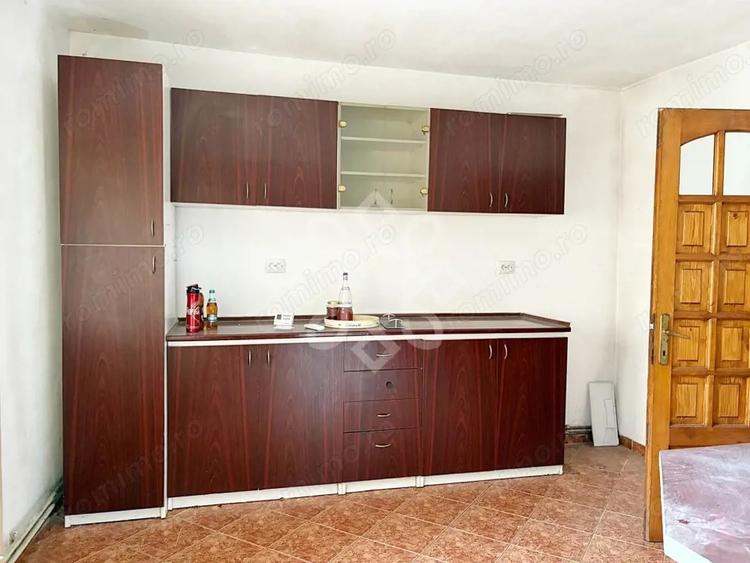 Casă cu 2 camere cu Canalizare în Iosia
