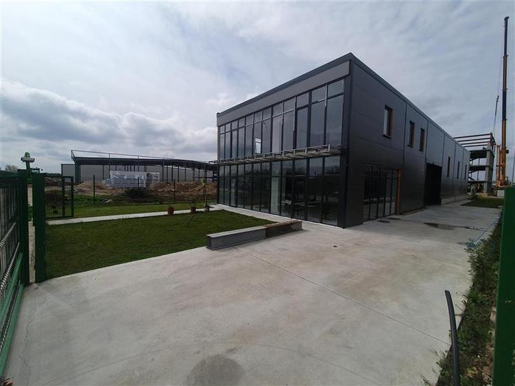 Spațiu industrial, de 470 mp, în 23 August (Cațelul)