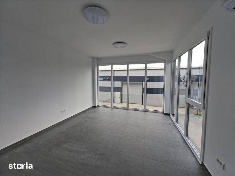 Spațiu comercial, de 300 mp, în Ștefăneștii de Jos