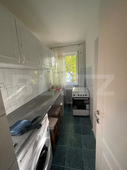 Apartament cu 3 camere decomandat, mobilat în George Enescu